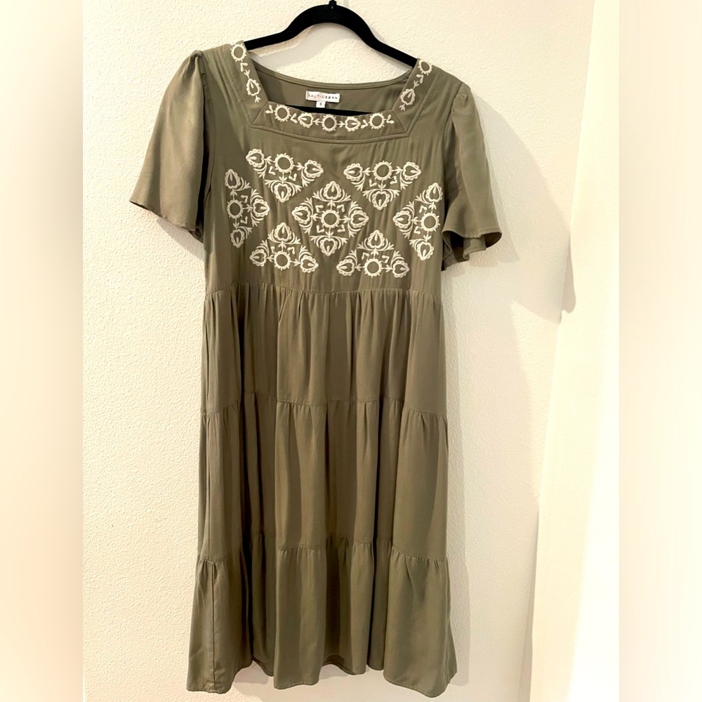 Women’s Dress
